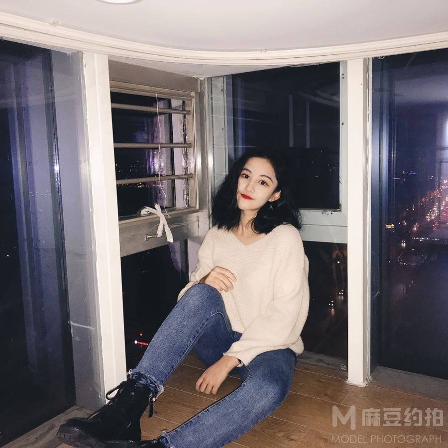 夜景模特