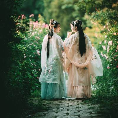 汉服模特