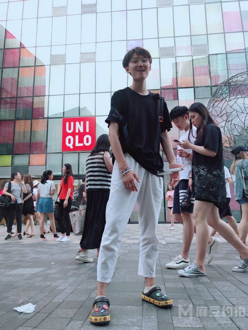 清新模特