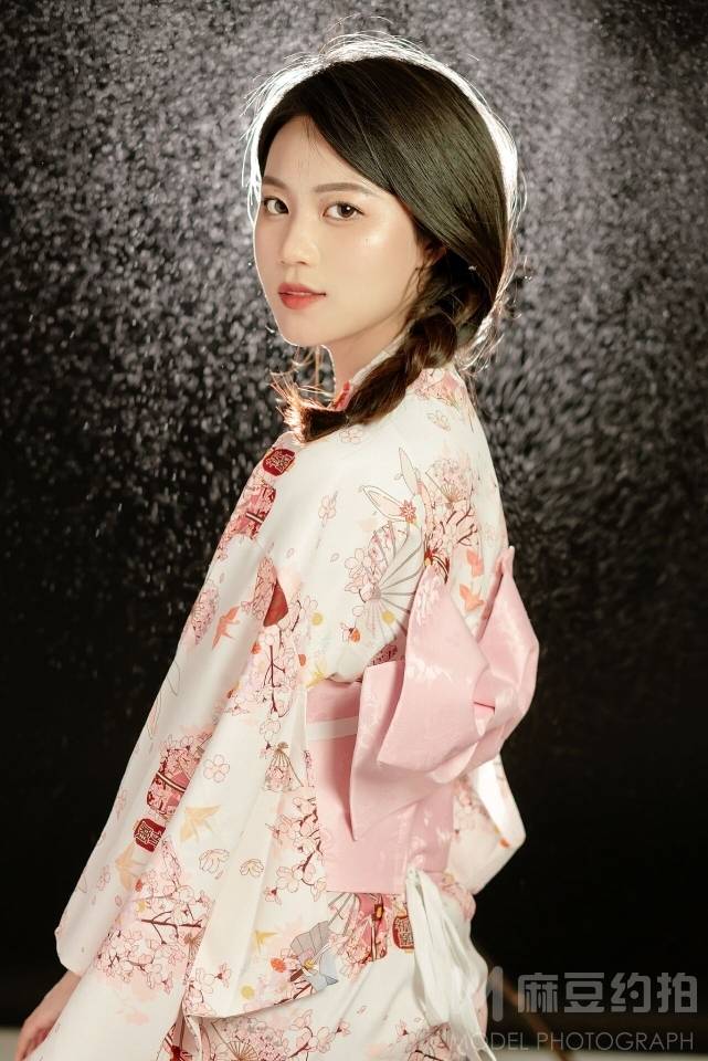 和服模特