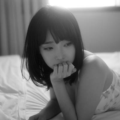 黑白模特