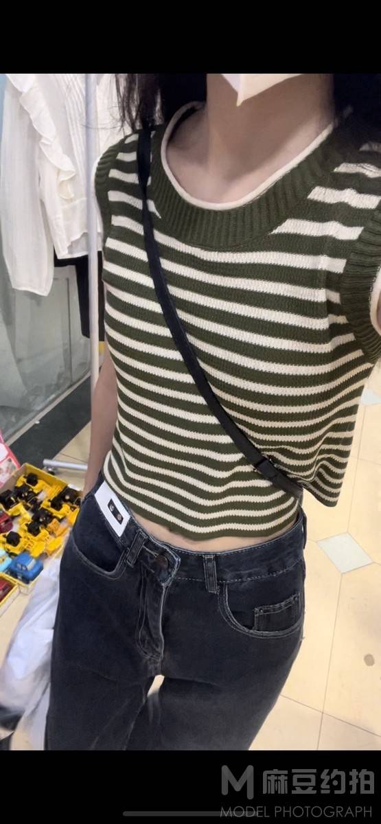 黑白模特