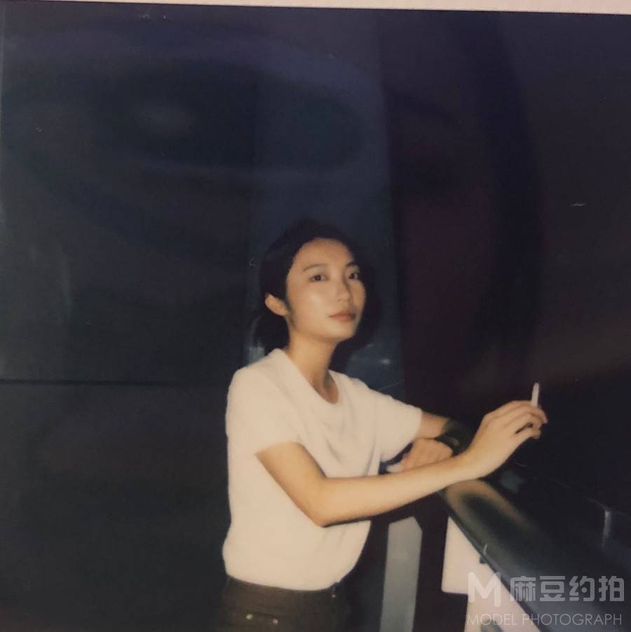 宝丽来模特