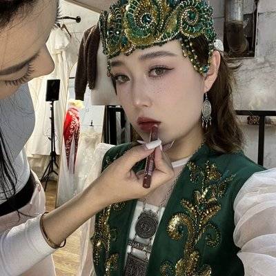 妆容模特