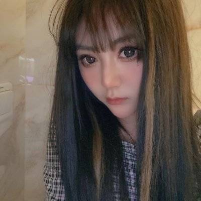 黑白模特