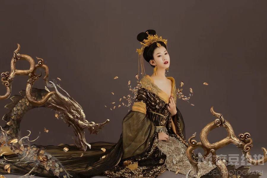 民国模特