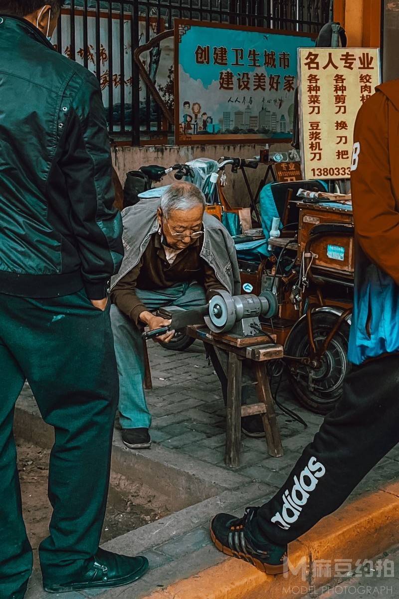 胶片模特
