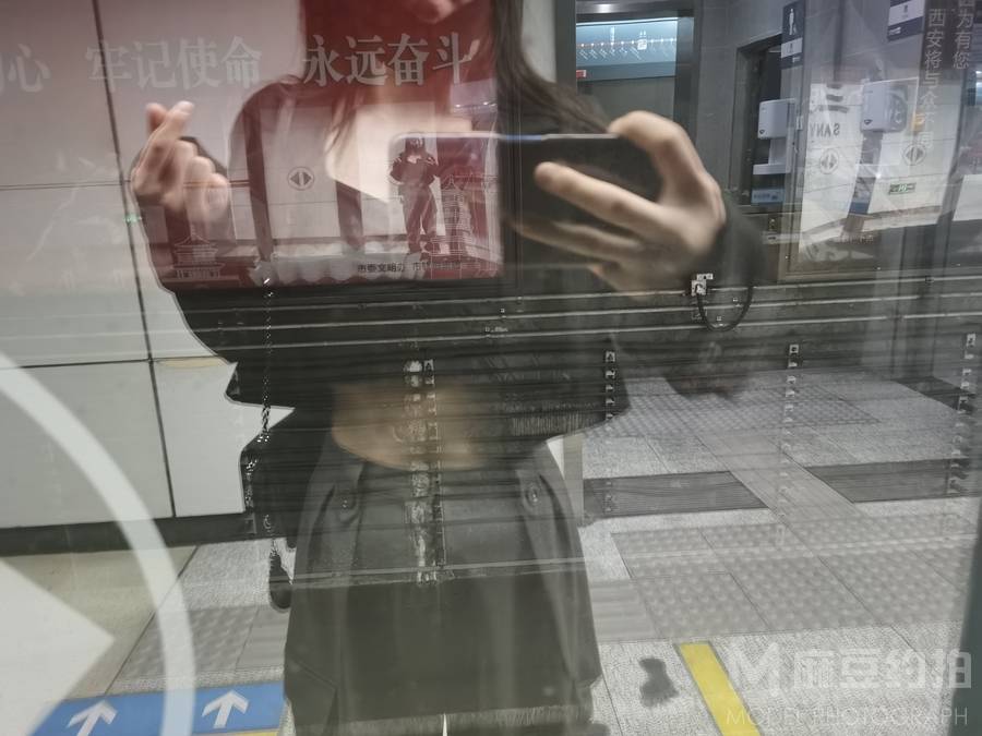 纪实模特