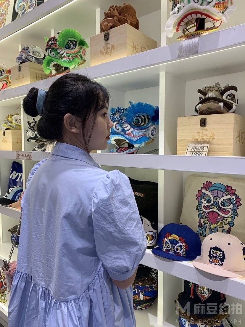 校园模特