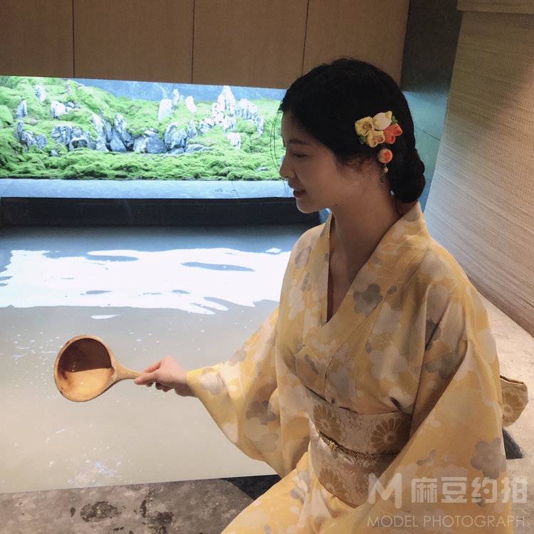 和服模特