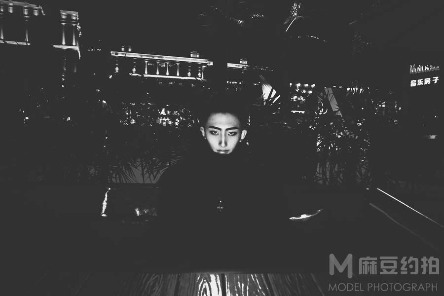 暗黑模特