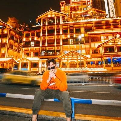 情绪模特