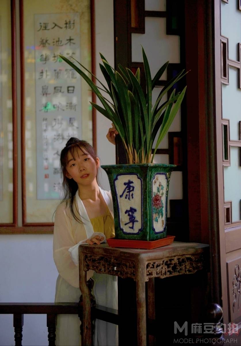 汉服模特