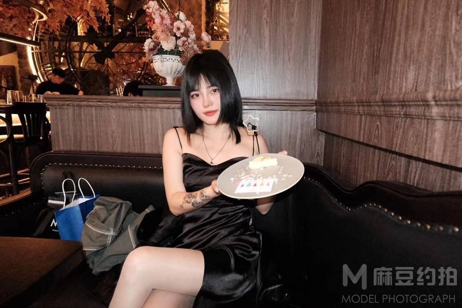 纪实模特