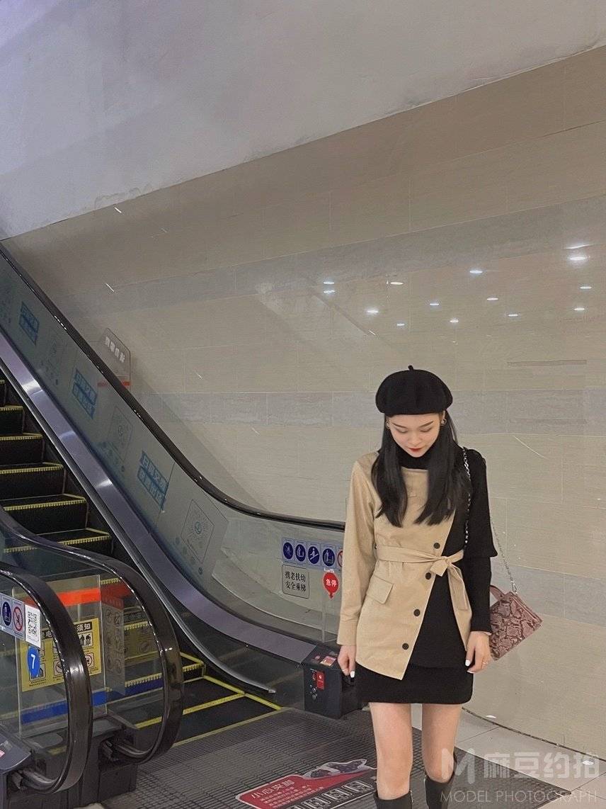 黑白模特