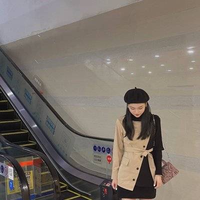 黑白模特