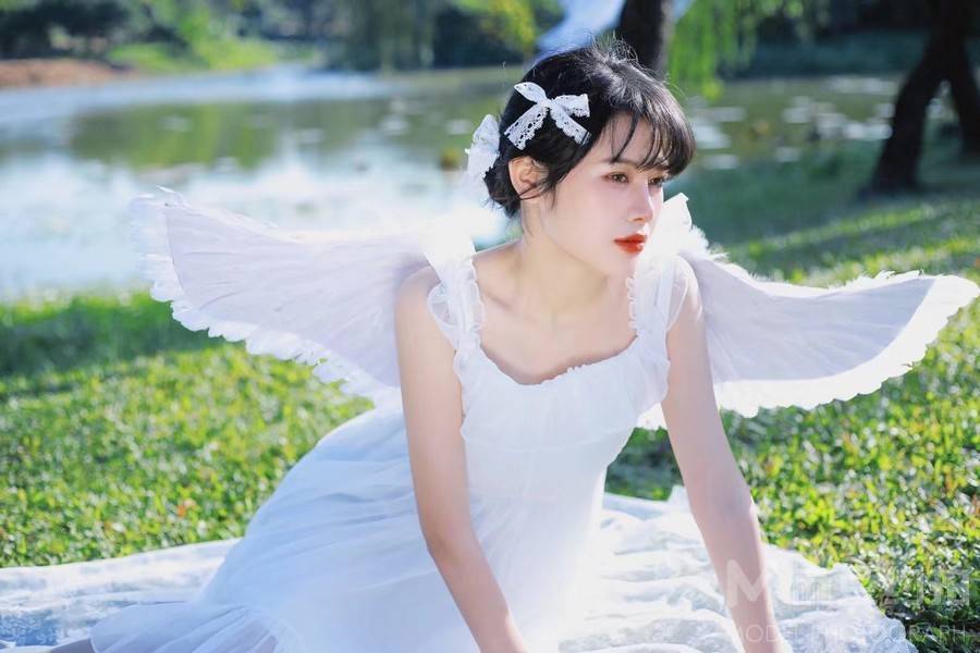 胶片模特