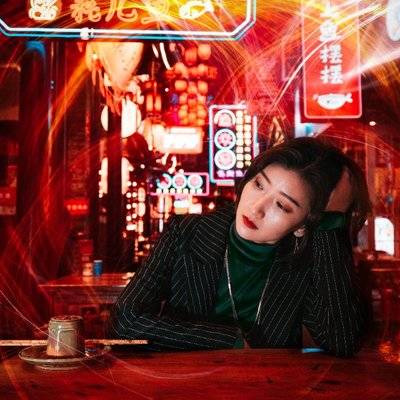 情绪模特