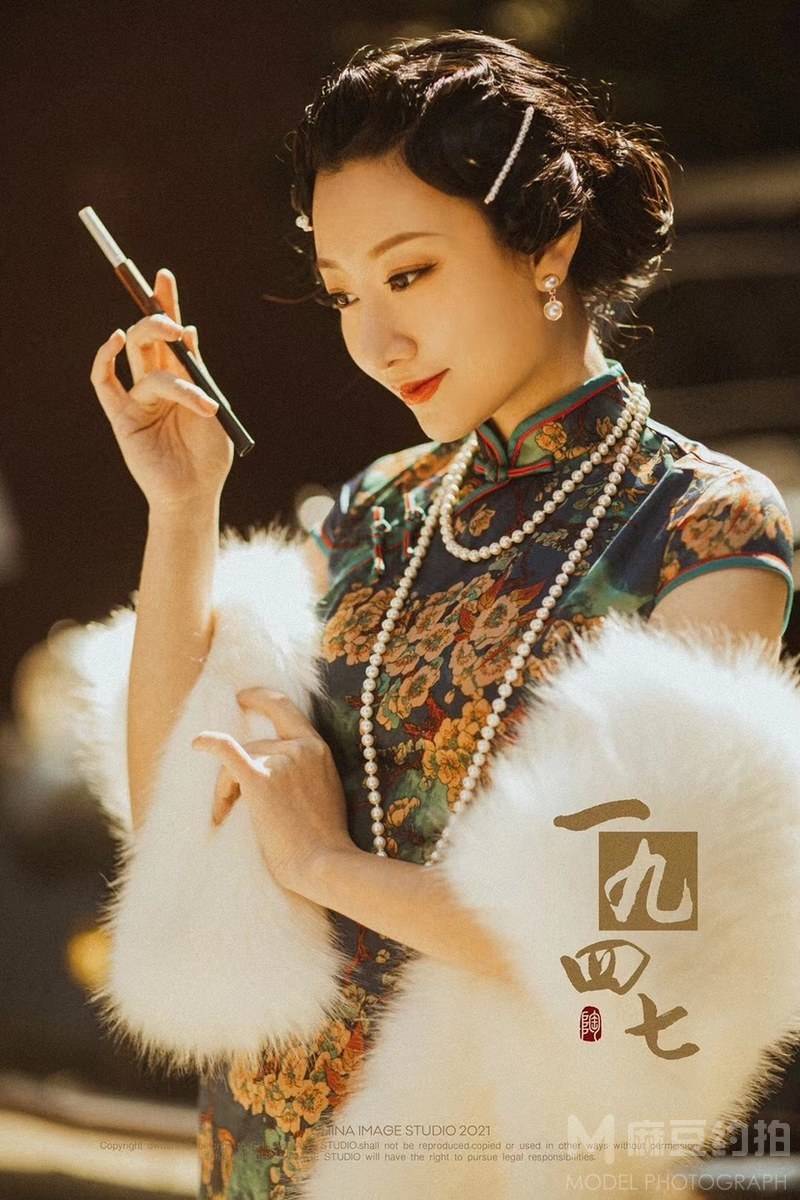 校园模特