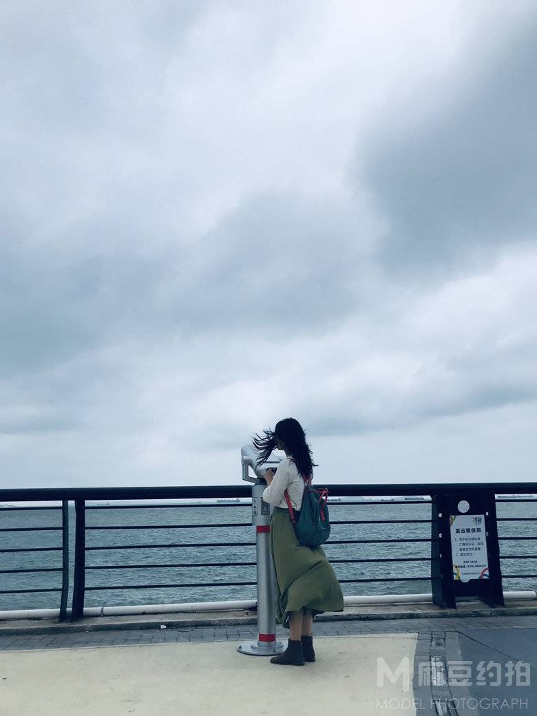 清新模特