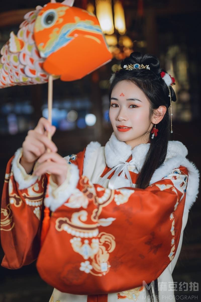汉服模特
