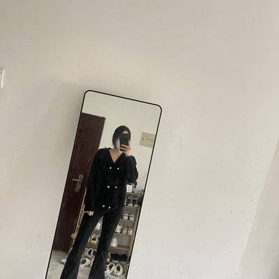 黑白模特