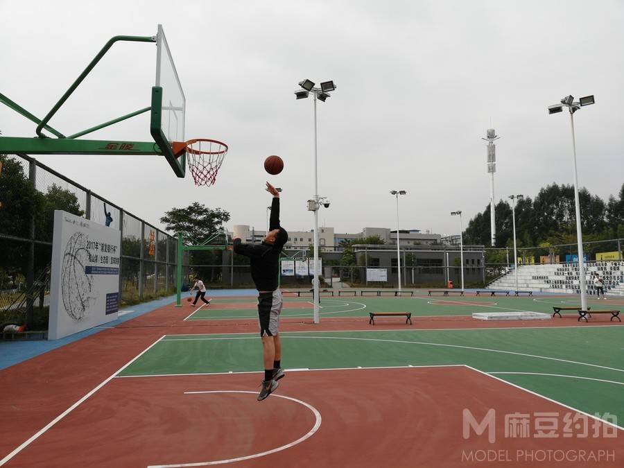 纪实模特