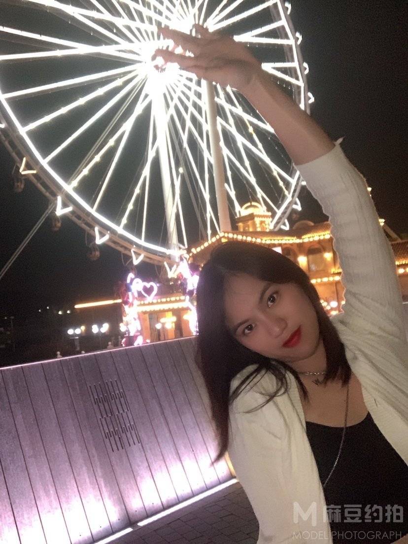 妆容模特