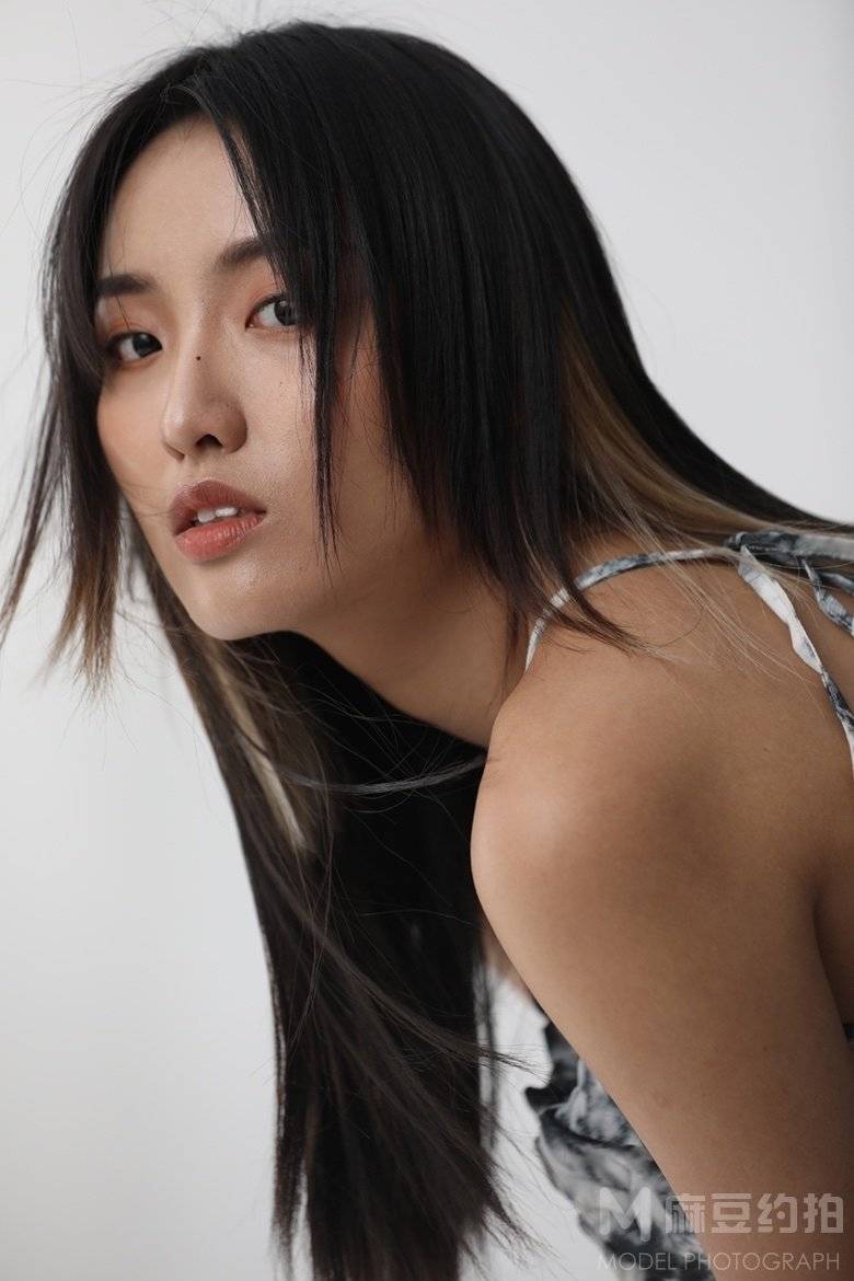 纪实模特
