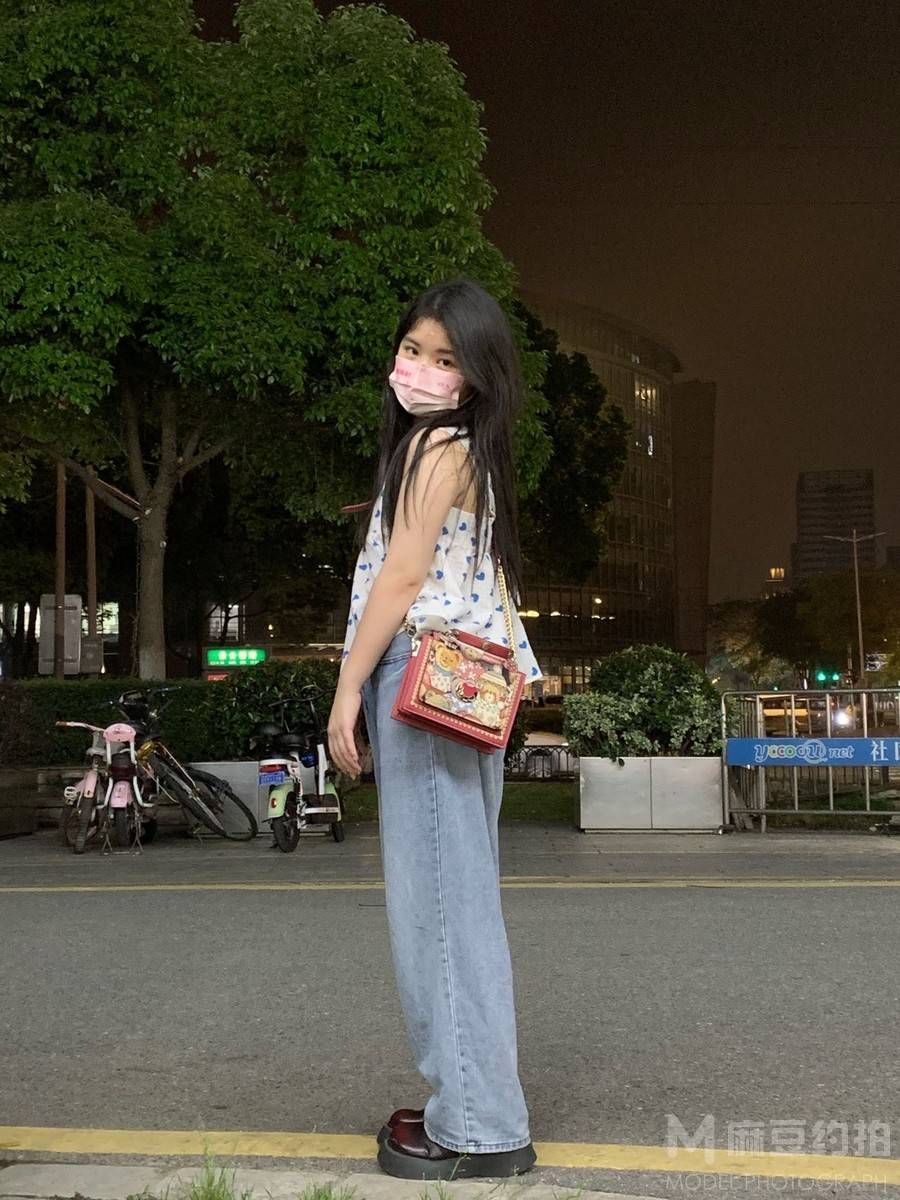 校园模特