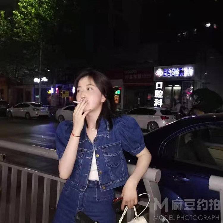 民国模特
