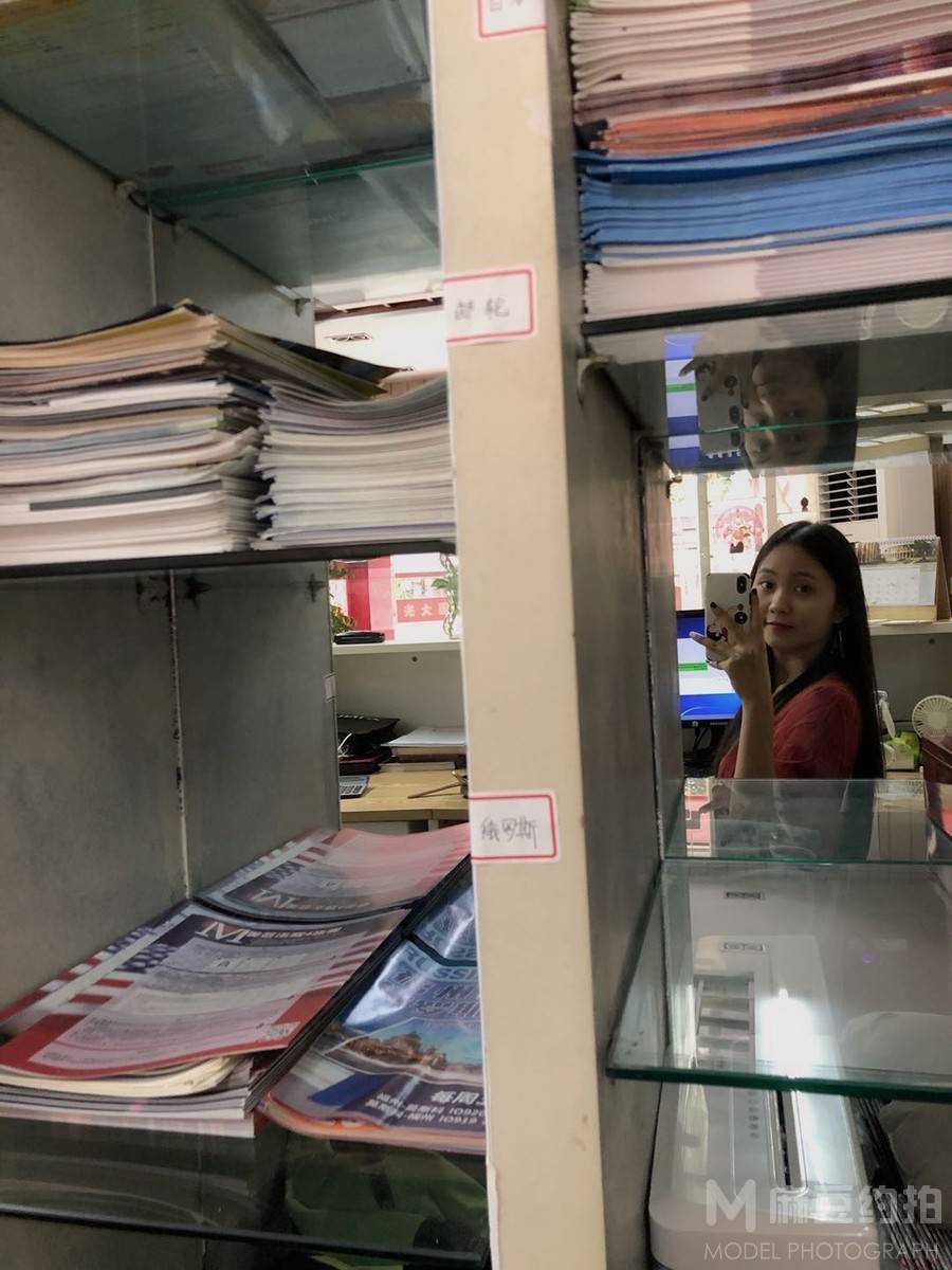 清新模特