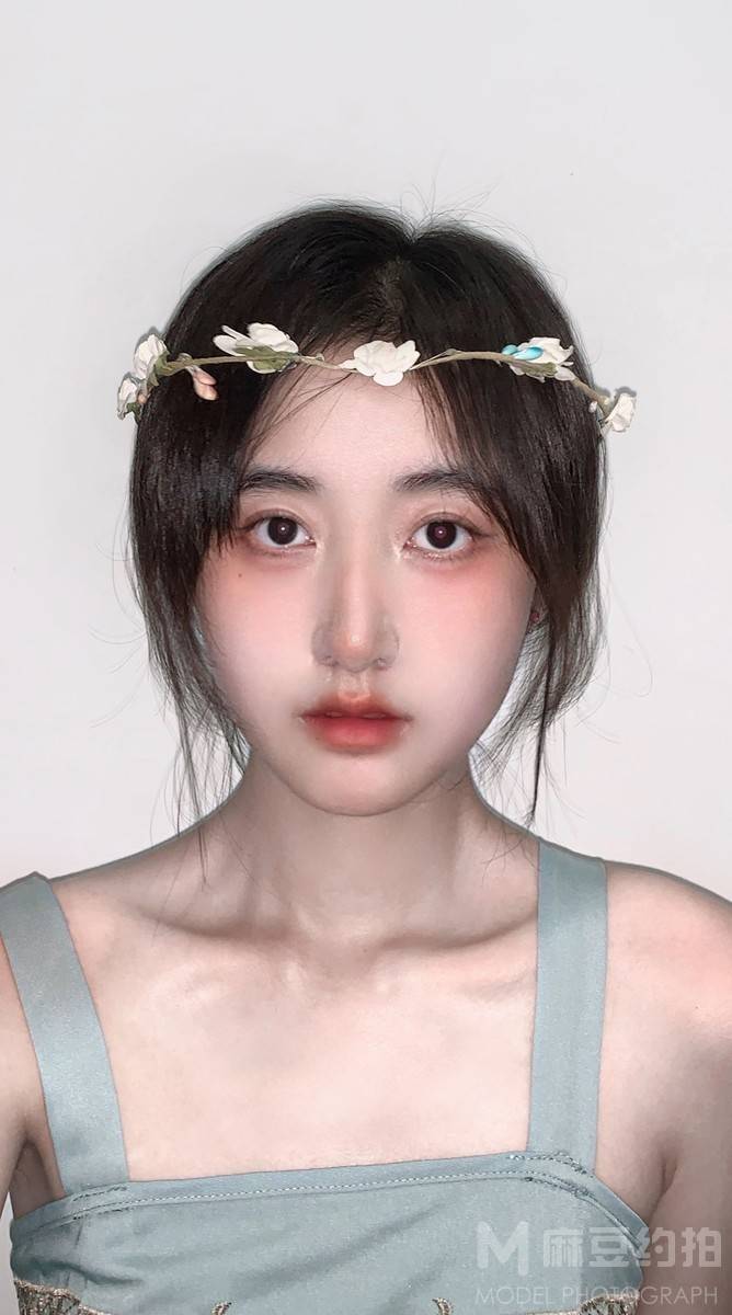 妆容模特