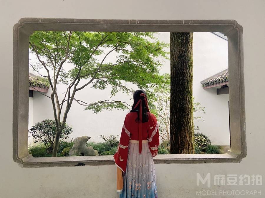 汉服模特