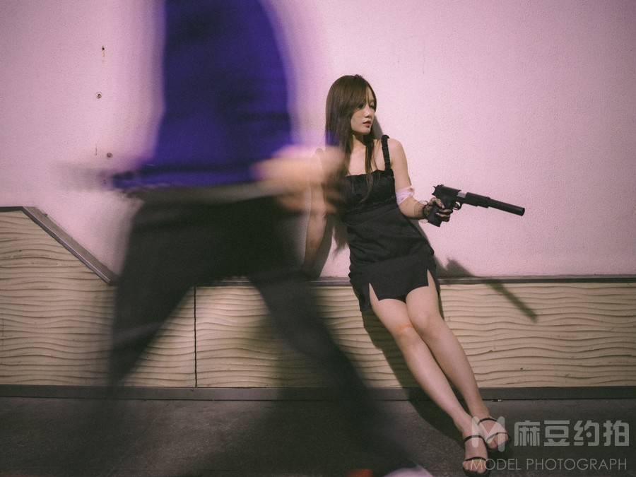 情绪模特