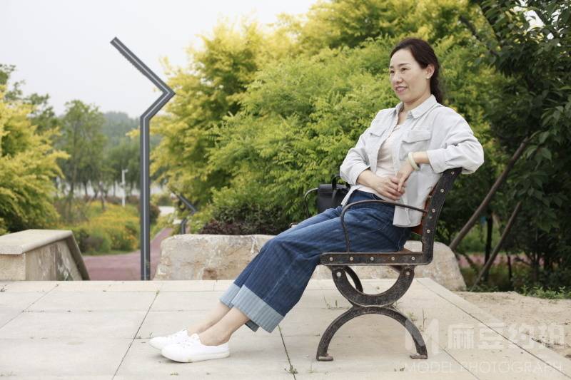 纪实模特