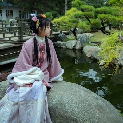 汉服模特