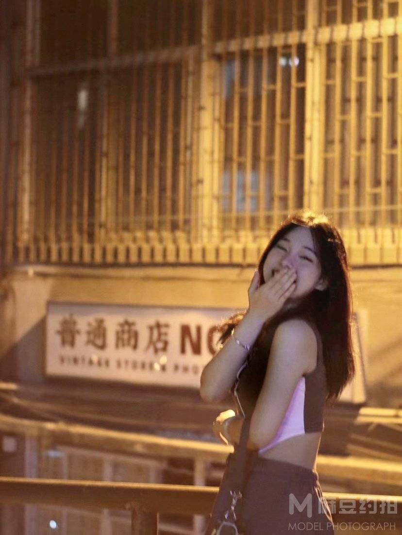 胶片模特
