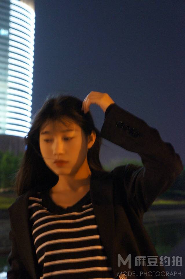夜景模特