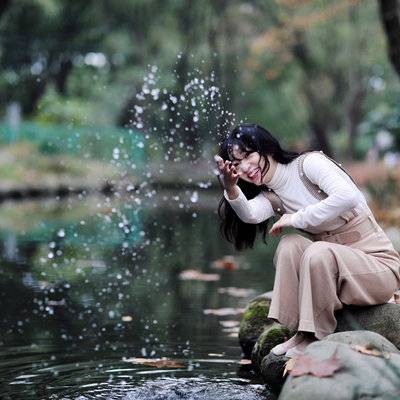 情绪模特