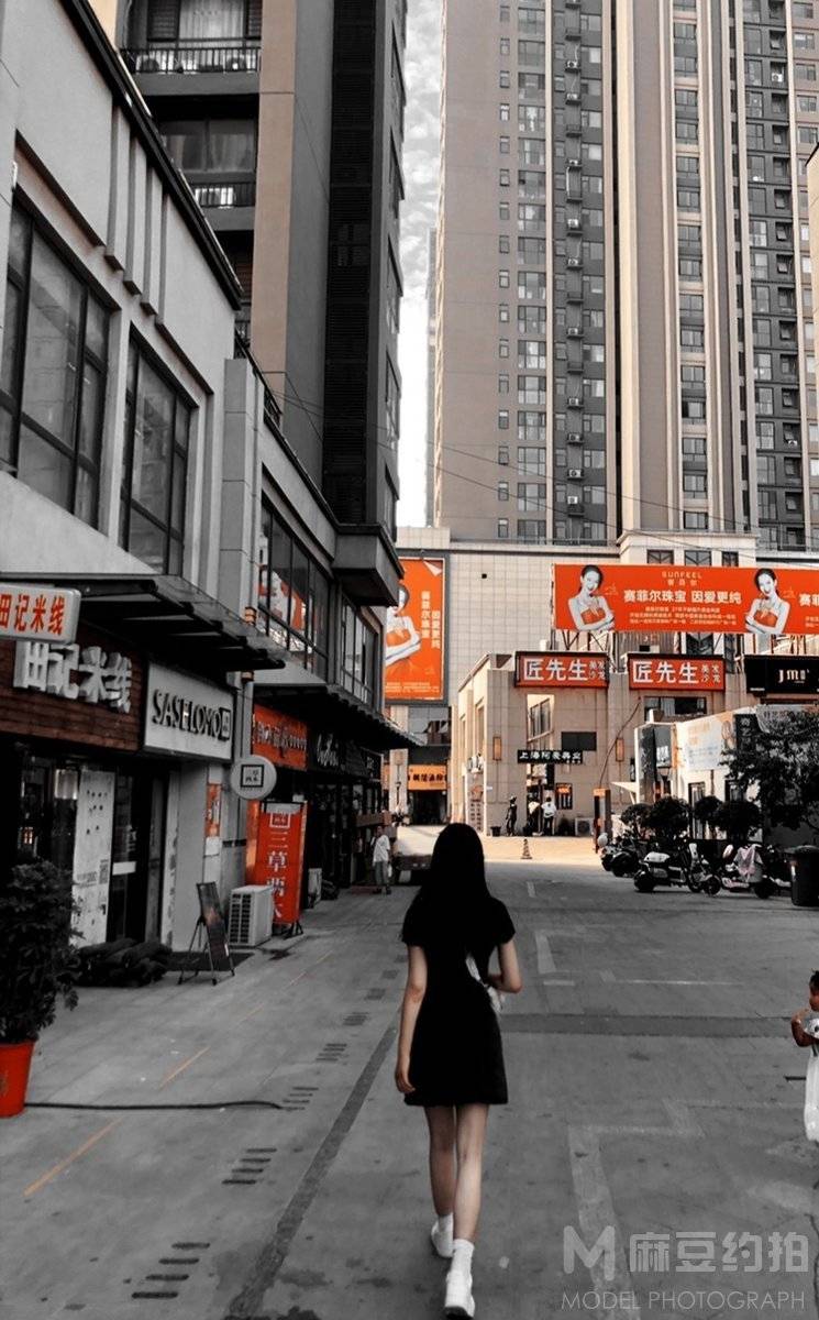 校园模特
