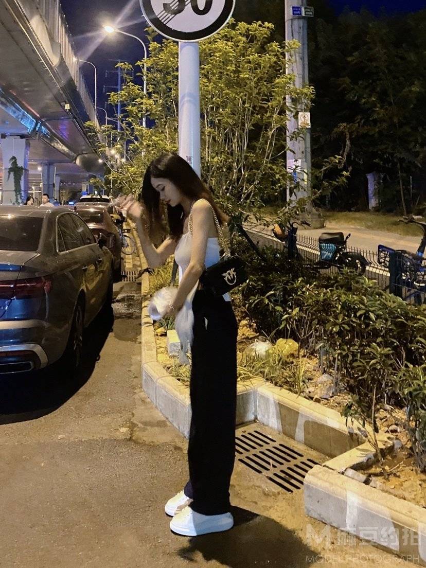 夜景模特