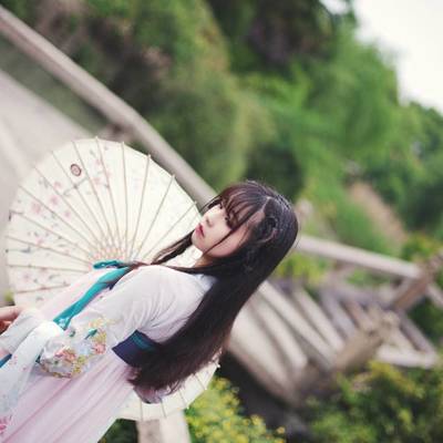 汉服模特