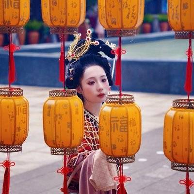 汉服模特