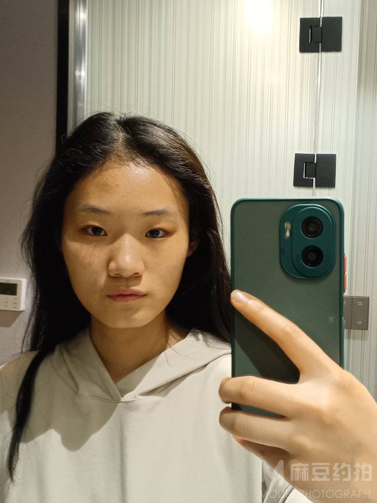 胶片模特