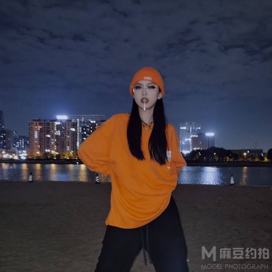 暗黑模特
