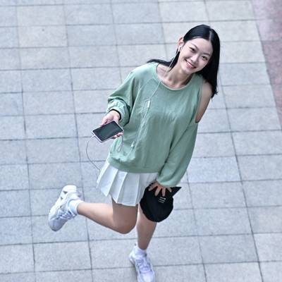 校园模特