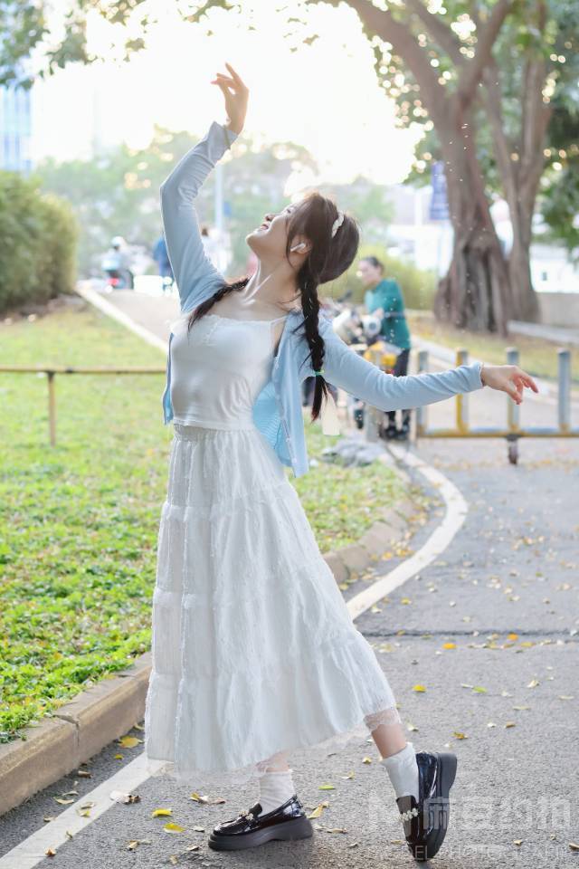 清新模特