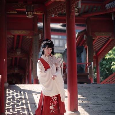 汉服模特