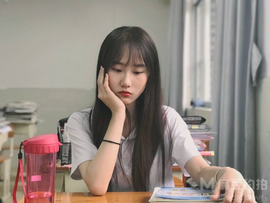 校园模特